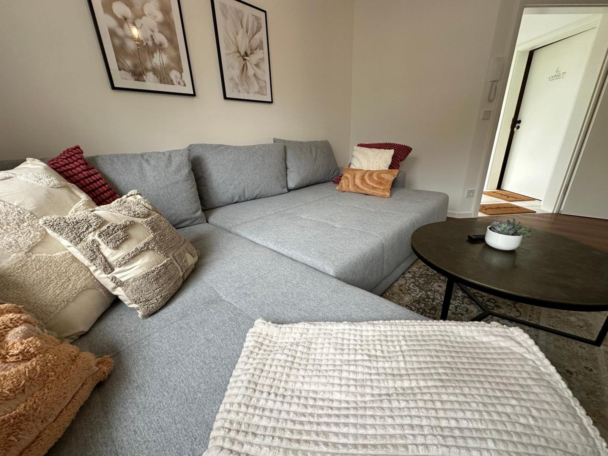 Living 77 Apartment *